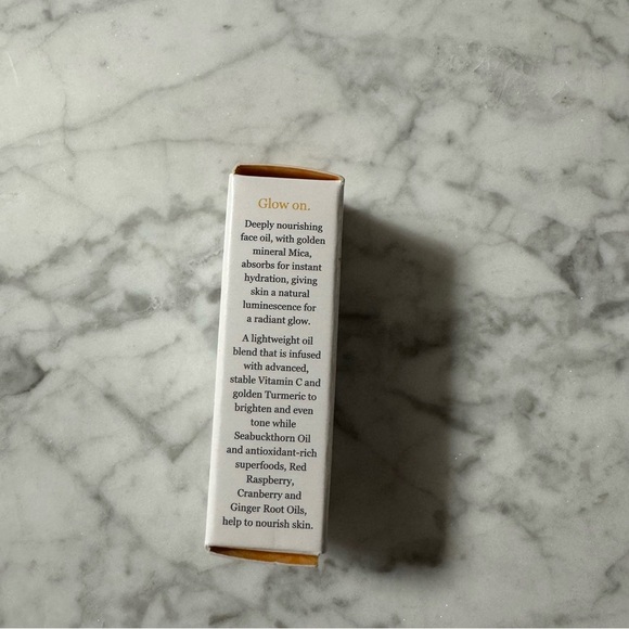 Derma.e Vitamin C Glow Face Oil - Picture 5 of 7